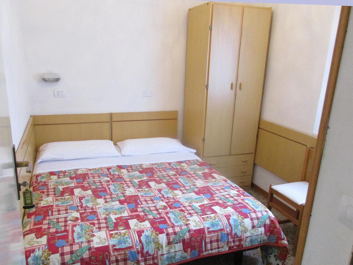 Hotel Pensione Ornella Cesena Bagian luar foto