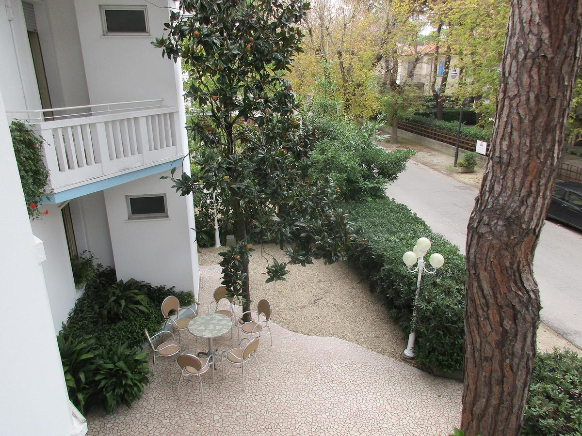 Hotel Pensione Ornella Cesena Bagian luar foto